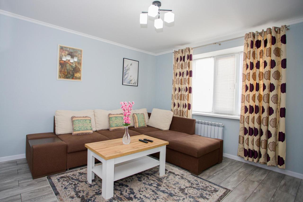Apartament Curat Si Confortabil Str. Ismail 86 In Centrul Chisinaului Apartment Exterior photo